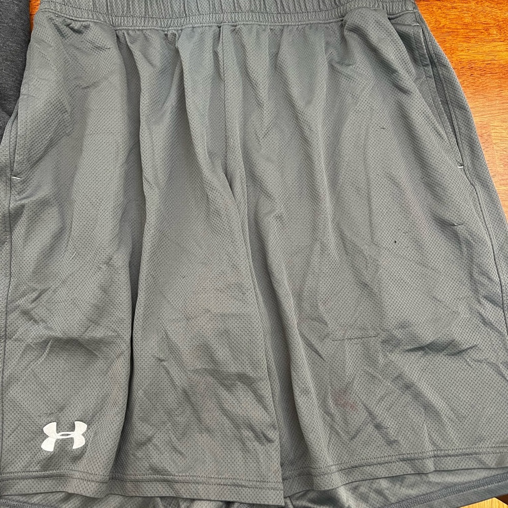 Under armour large